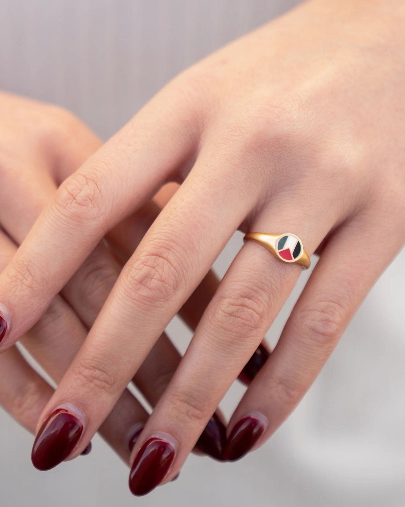 Pali Flag Signet Ring Gold - PaliRoots